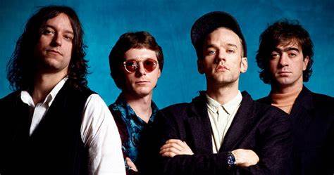 Esta aparición de Stipe se produce tras la reciente y poco frecuente reunión improvisada de los cuatro miembros originales de R.E.M. el mes pasado en Athens, Georgia