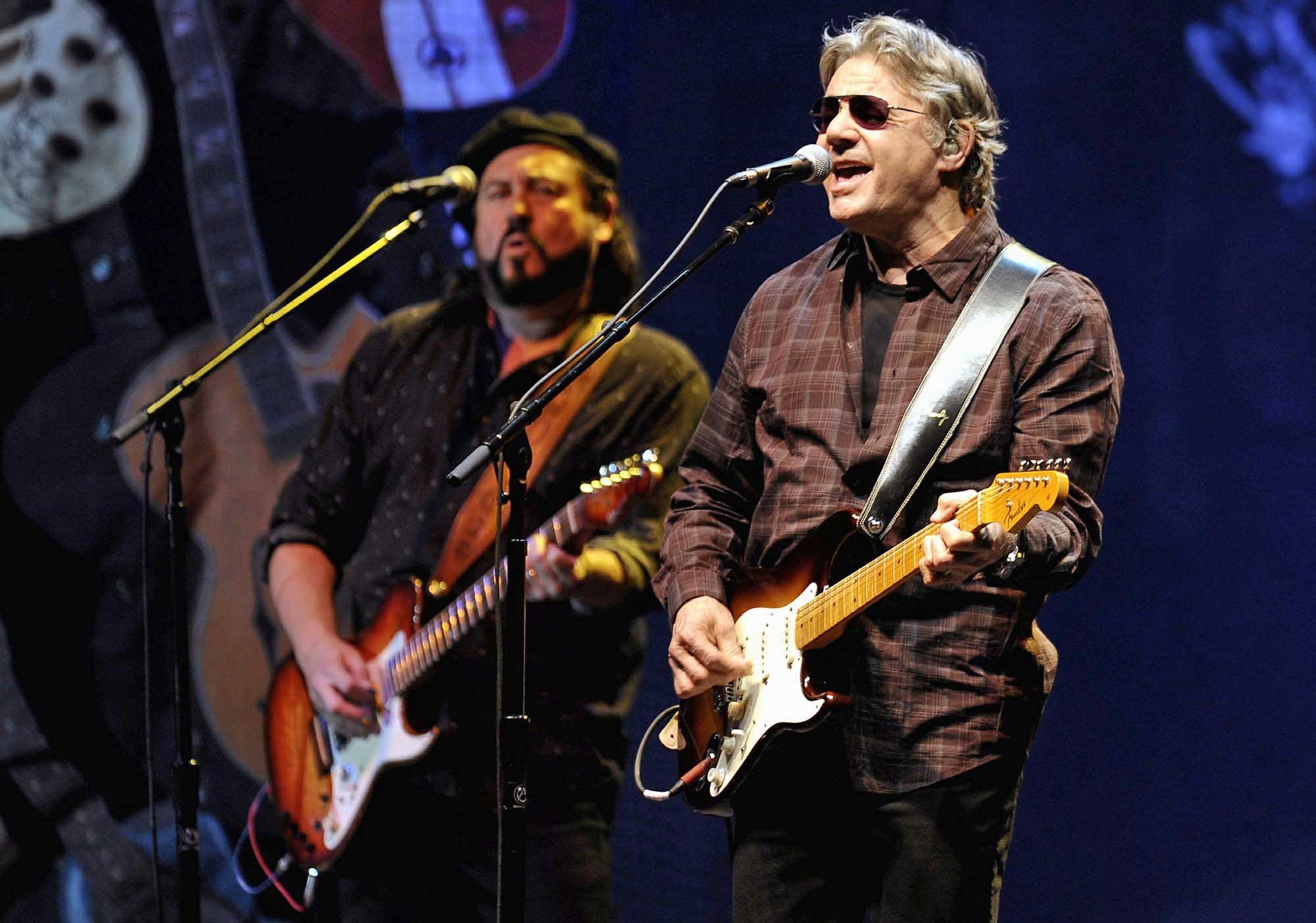 El legendario músico estadounidense suspende todos sus conciertos ante los crecientes riesgos climáticos