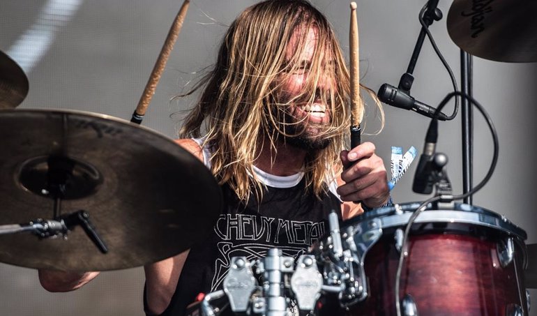El líder de Foo Fighters desata la emoción entre sus fans al insinuar la llegada de un nuevo disco, tras compartir una imagen en el estudio 