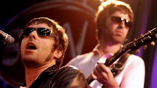 Liam Gallagher insinúa nuevos conciertos mientras los fans sueñan con Knebworth y el Etihad Stadium
