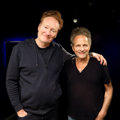 El ex miembro de Fleetwood Mac anuncia que trabaja en un proyecto que resume 25 años de exploración musical independiente