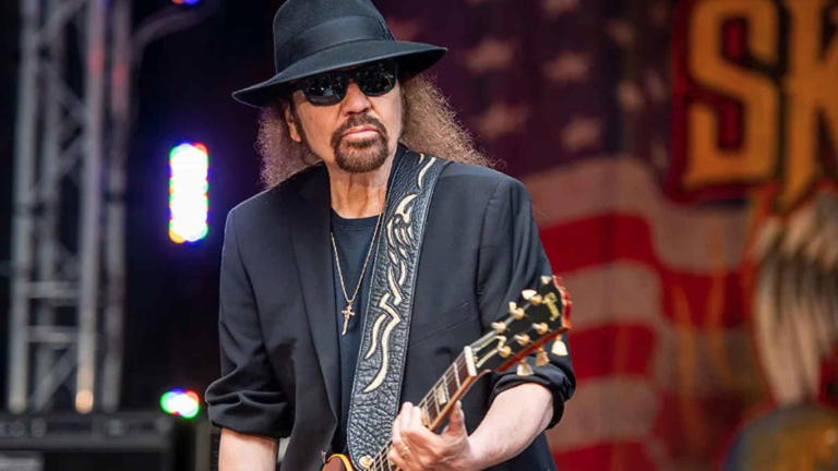 Efemérides, curiosidades del rock, actualidad musical y las propuestas de nuestros oyentes en un programa lleno de historia y emoción