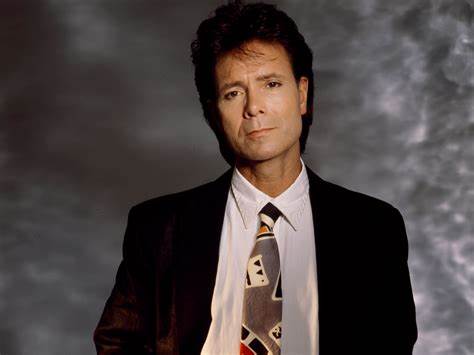 A sus 85 años, el icono británico explica cómo un chequeo rutinario le salvó la vida y pide mayor acceso a las pruebas de detección