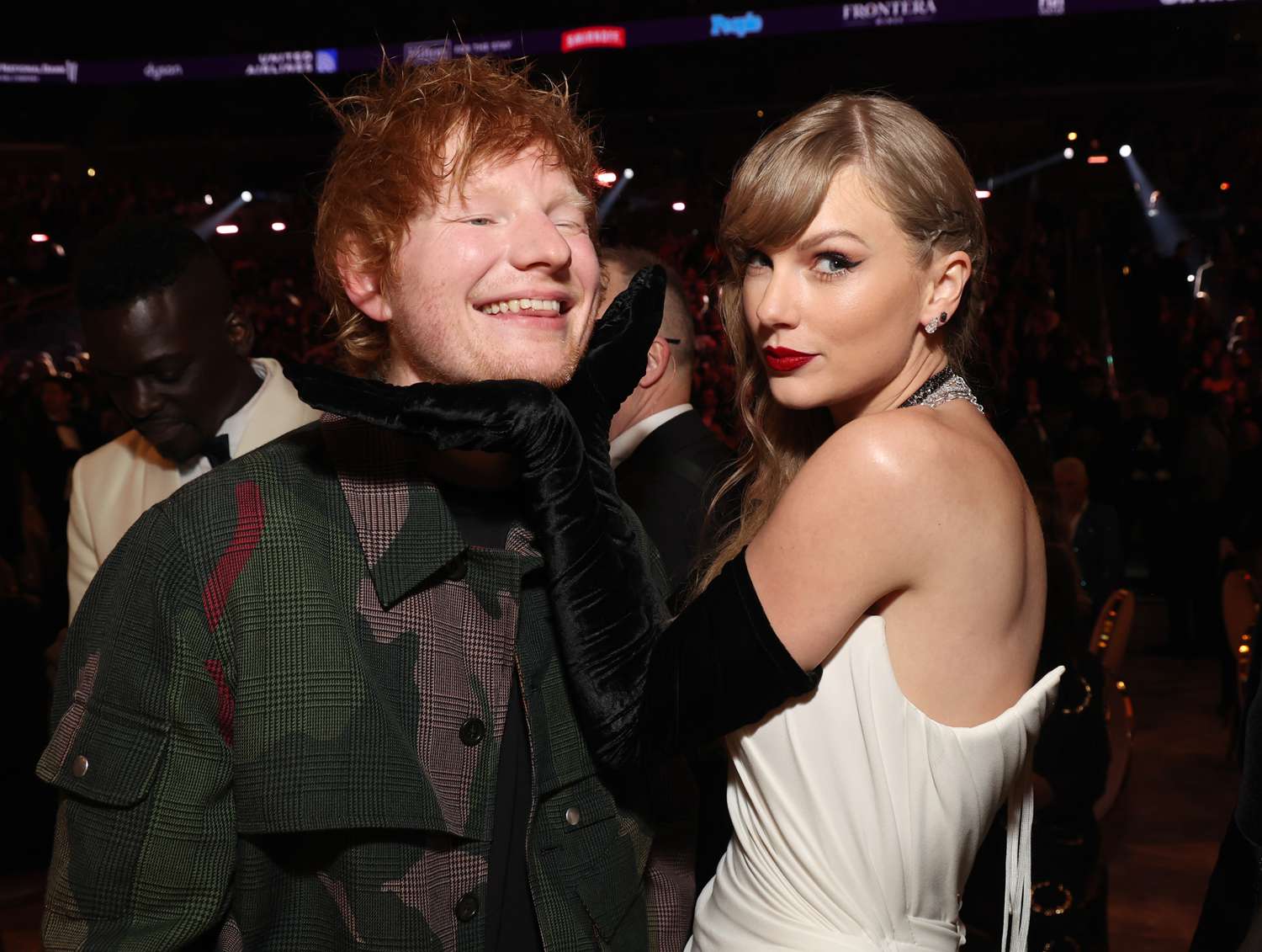 El británico reflexiona sobre su vínculo artístico con Swift y cómo su relación ha evolucionado hasta convertirse en una complicidad casi fraternal