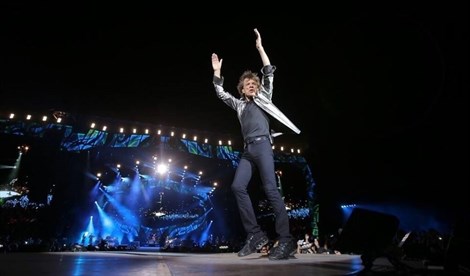 Mick Jagger se encuentra de baja por enfermedad y los médicos desaconsejan que salga de gira