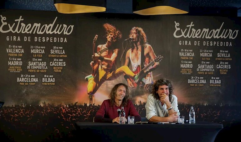 Extremoduro aplazó oficialmente su gira de despedida el pasado 8 de mayo, apenas una semana antes de las dos primeras fechas previstas en Valencia. Desde entonces, nada se sabía al respecto