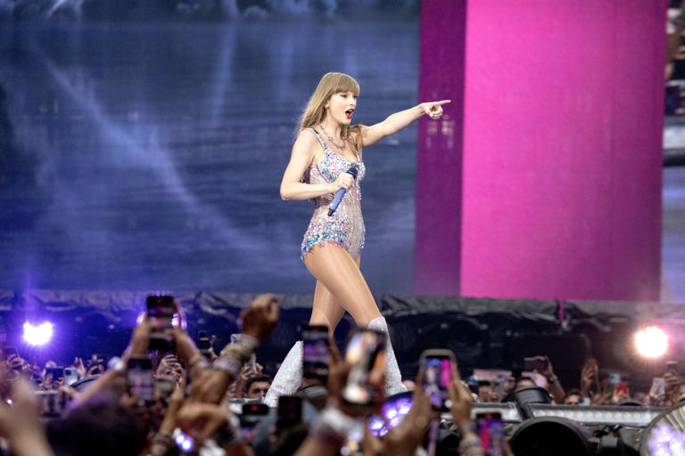 El público enloqueció con el ambicioso y sensacional espectáculo de Taylor Swift, lastrado por el mal sonido del renovado Santiago Bernabéu
